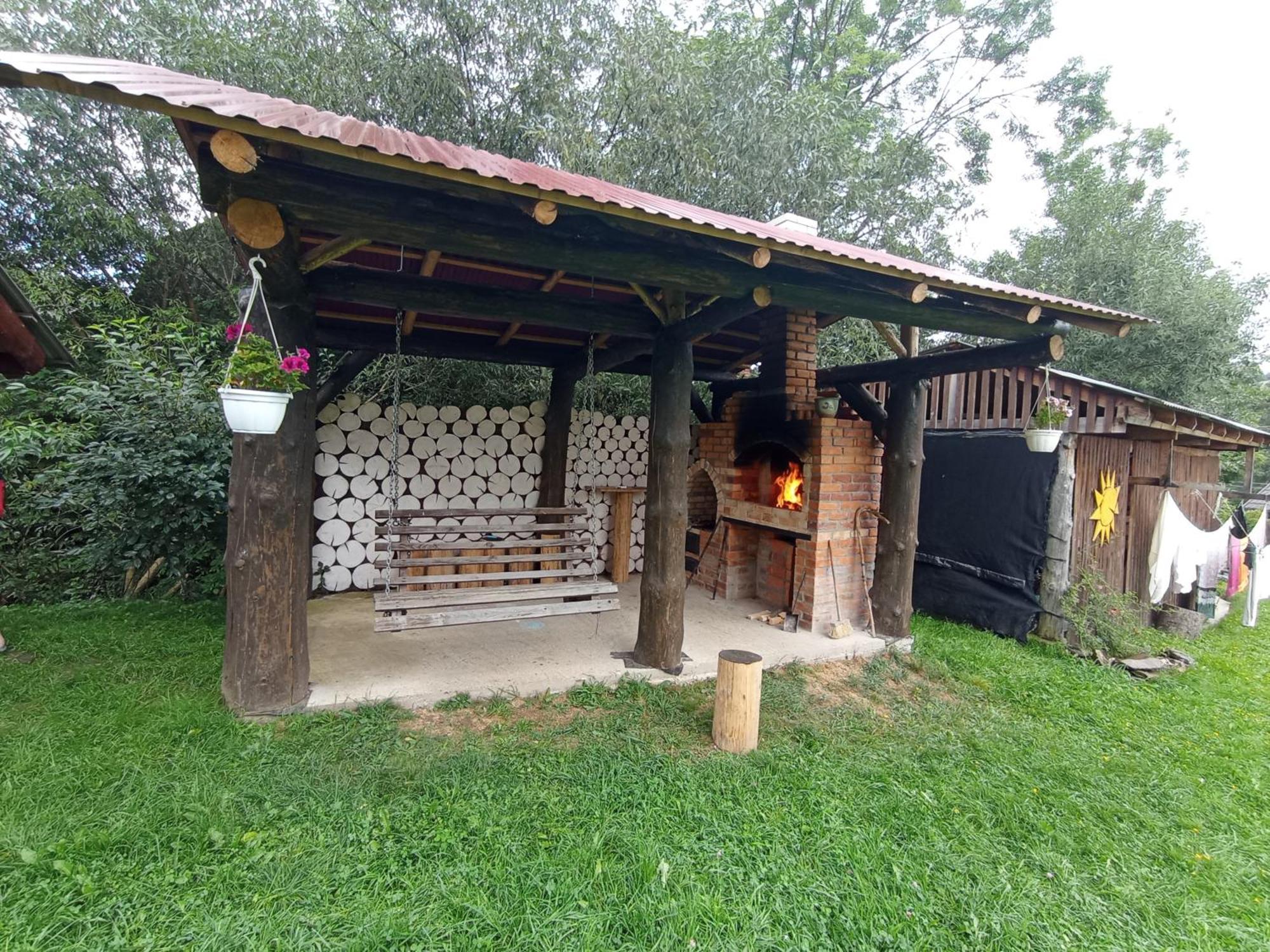 Sadyba Sunny House Pilipets Exterior foto