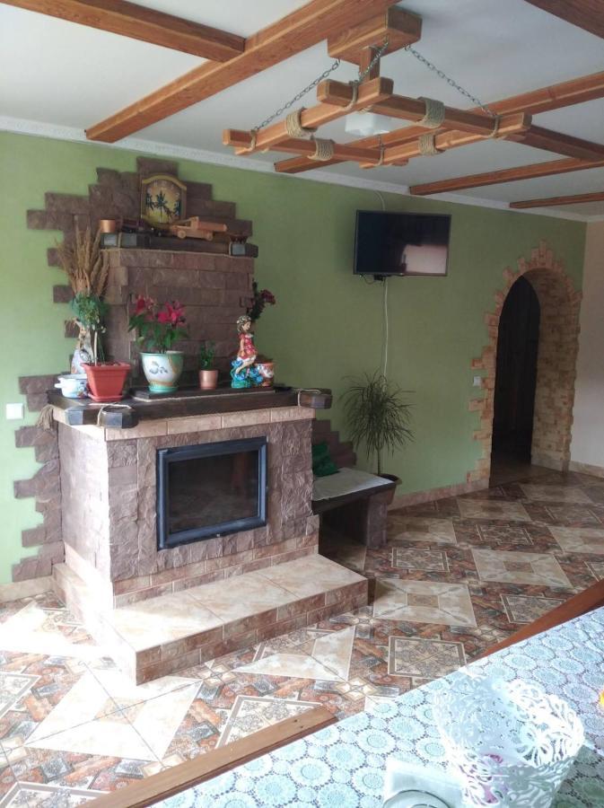 Sadyba Sunny House Pilipets Exterior foto